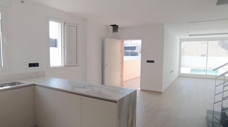 Alicante - Torrevieja - 239m2