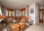 Chalet independiente con terreno en venta en la España, Caldes de Malavella, ref: TR139793 foto