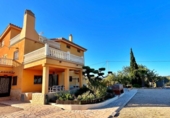 Chalet independiente con terreno en venta en la España, Camarles, ref: TR269237 foto