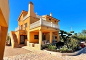 Chalet independiente con terreno en venta en la España, Camarles, ref: TR269237 foto
