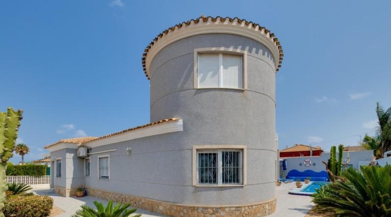 Alicante - Дехеса де Кампоамор - 660m2