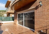 Casa de pueblo en venta en la España, Vilassar de Dalt, ref: TR363189 foto