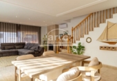 Casa de pueblo en venta en la España, Vilassar de Dalt, ref: TR363189 foto