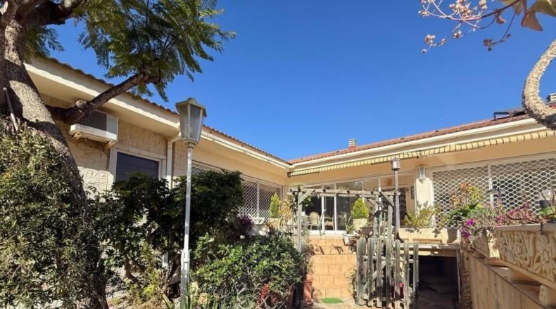Alicante - Dehesa de Campoamor - 1250m2