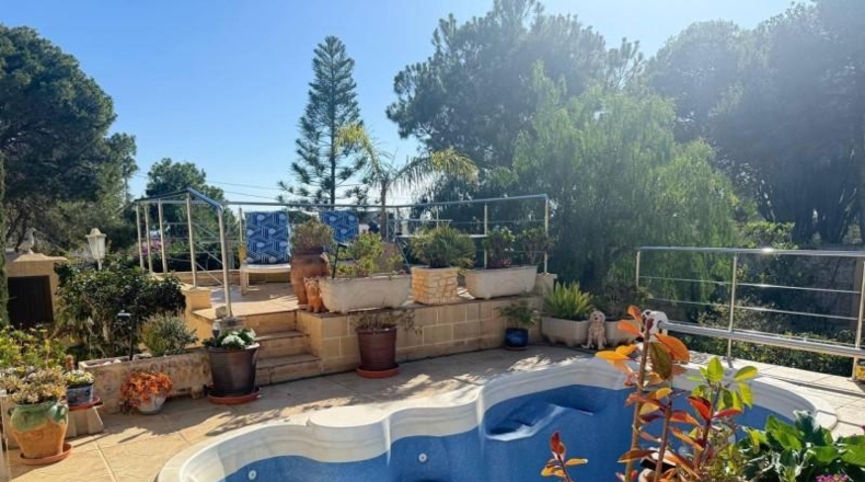 Alicante - Dehesa de Campoamor - 1250m2