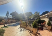 Chalet independiente con terreno en venta en la España, Orihuela, ref: TR224444 foto