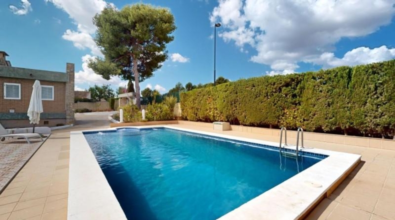 Valencia - Torrente - 1700m2