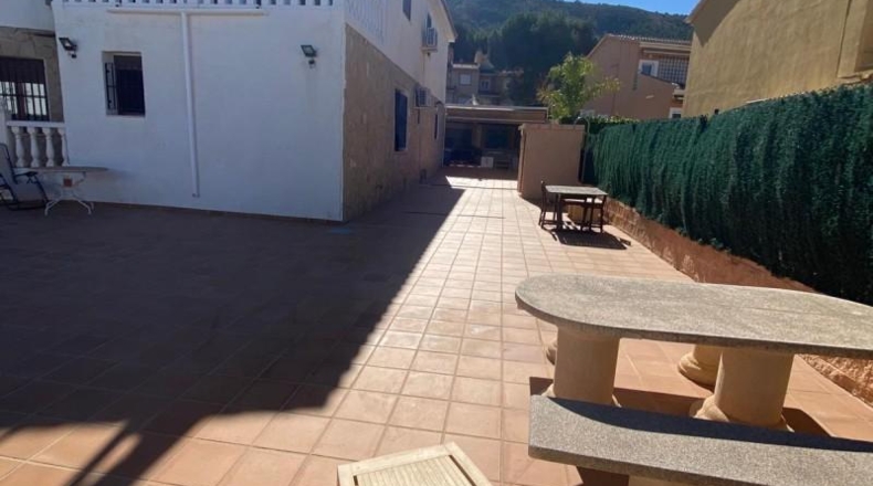 Alicante - Alfaz del Pi - 858m2