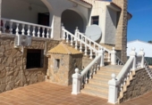 Chalet independiente con terreno en venta en la España, L'Alfàs del Pi, ref: TR160718 foto