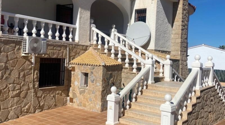 Alicante - Alfaz del Pi - 858m2
