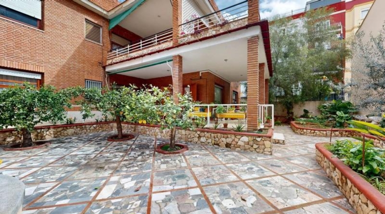 Valencia - Torrente - 557m2
