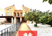 Xalet independent amb terreny en venda a la España, Godella, ref.: TR246766 foto