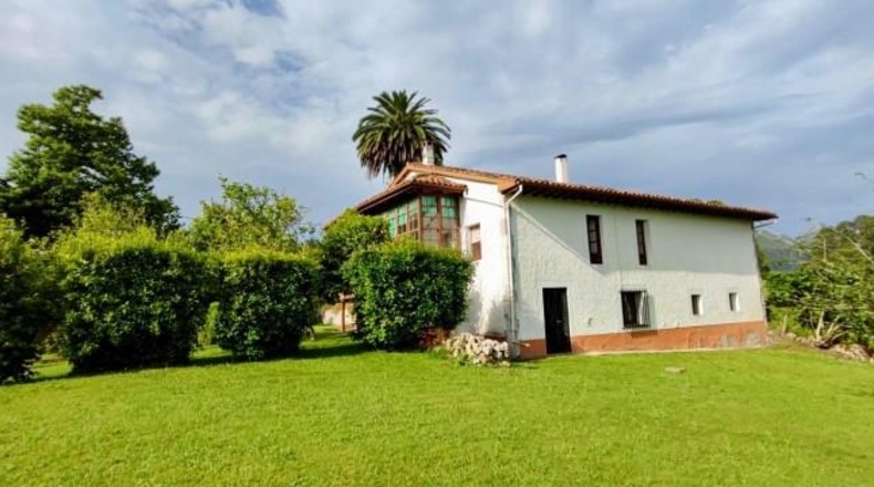 Asturias - Llanes - 2540m2