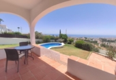 Chalet independiente con terreno en venta en la España, Nerja, ref: TR320516 foto