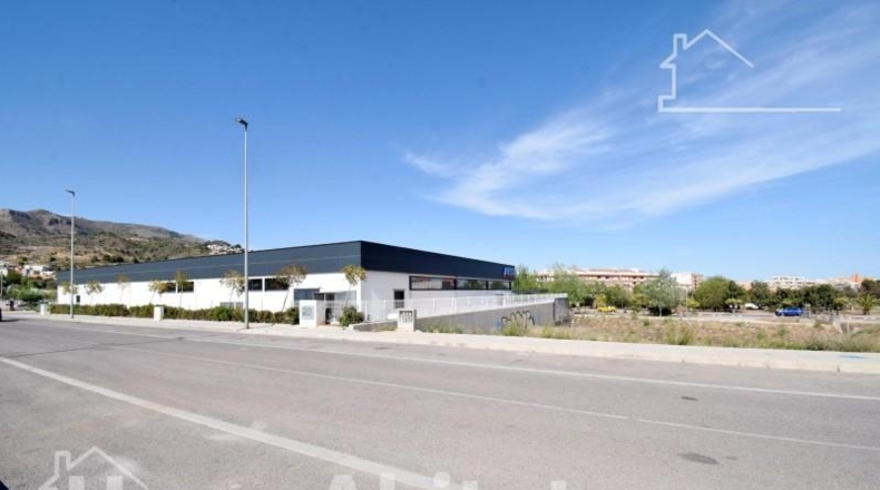 Castellón - la Vall d'Uixó - 1152m2