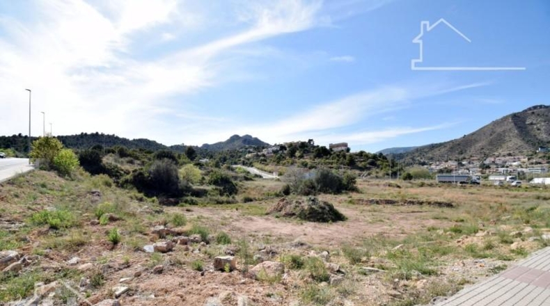 Castellón - la Vall d'Uixó - 1152m2