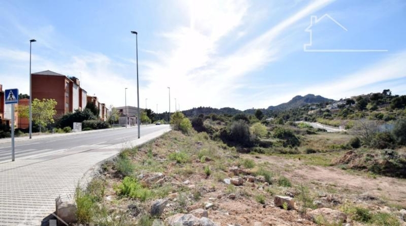 Castellón - la Vall d'Uixó - 1152m2
