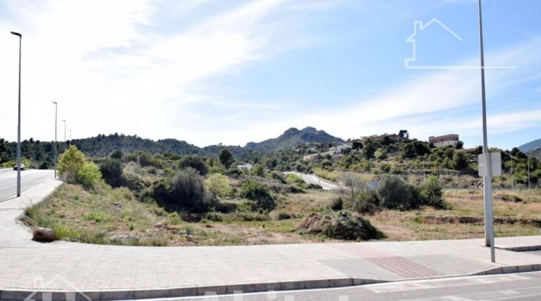Castellón - la Vall d'Uixó - 1152m2