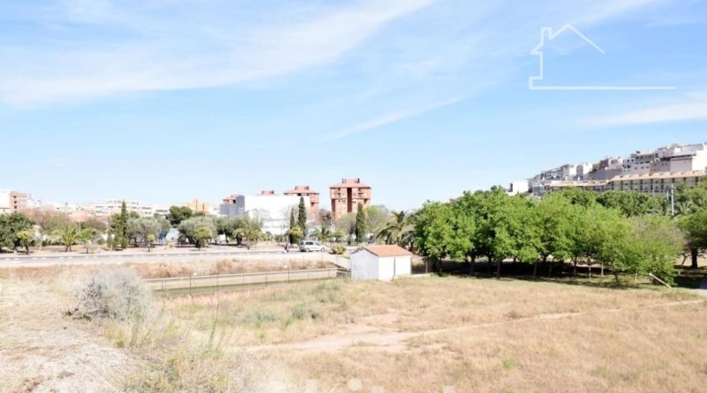 Castellón - la Vall d'Uixó - 1152m2
