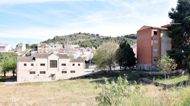 Castellón - la Vall d'Uixó - 1152m2