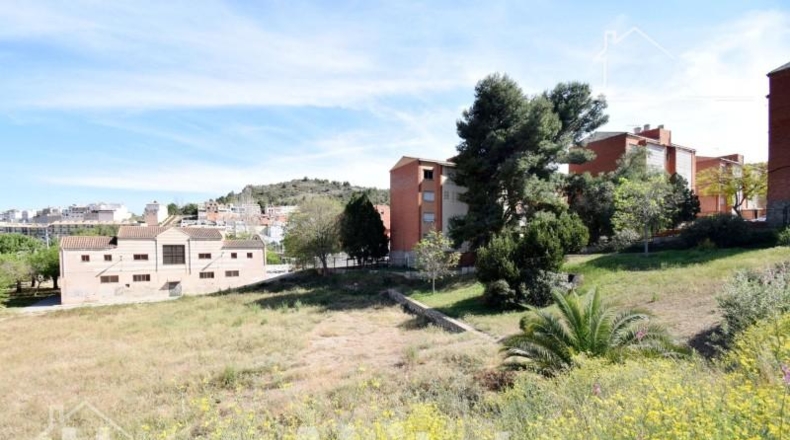 Castellón - la Vall d'Uixó - 1152m2