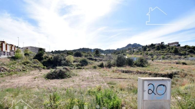 Castellón - la Vall d'Uixó - 1152m2