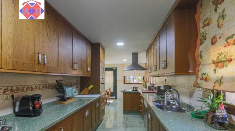 Granada - Gualchos - 1031m2