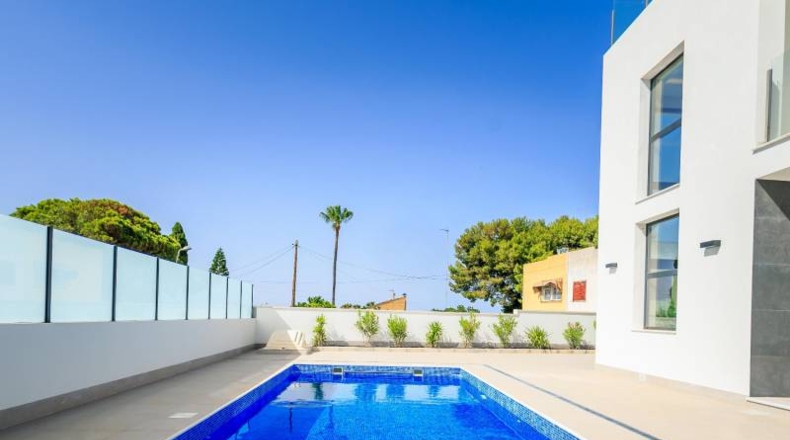Alicante - Torrevieja - 450m2
