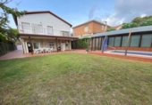 Chalet independiente con terreno en venta en la España, el Vendrell, ref: TR181364 foto