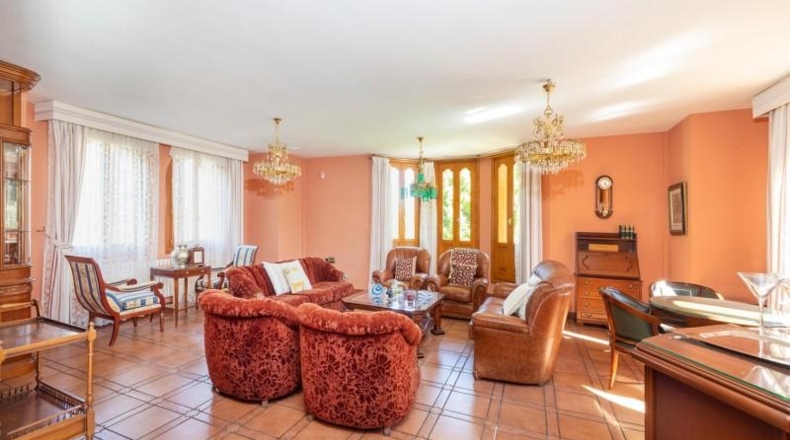 Granada - Baza - 780m2