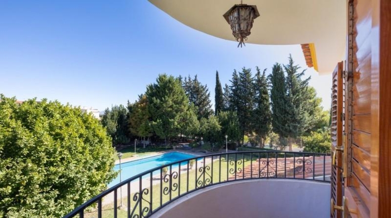 Granada - Baza - 780m2