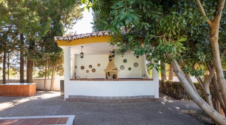 Granada - Baza - 780m2