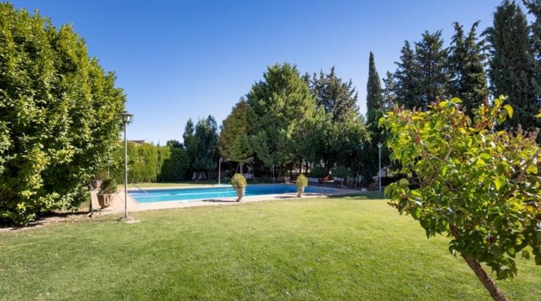 Granada - Baza - 780m2