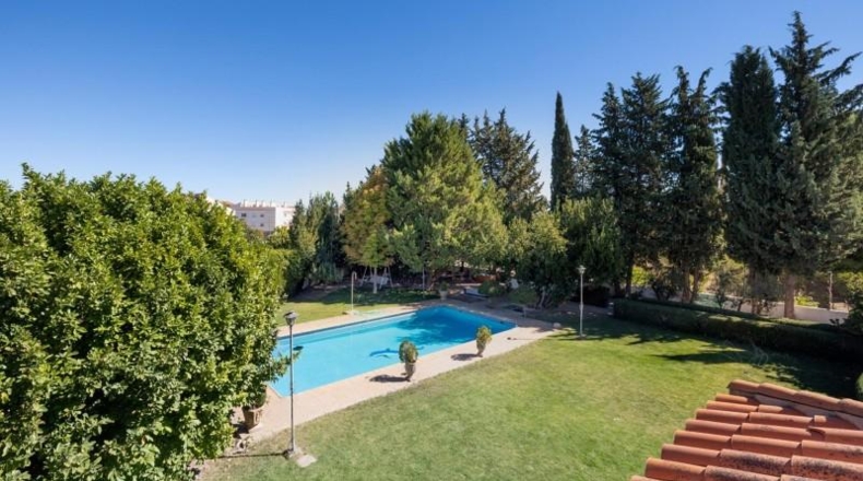 Granada - Baza - 780m2