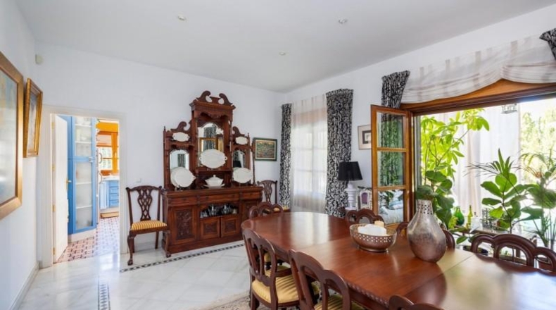 Granada - Baza - 780m2
