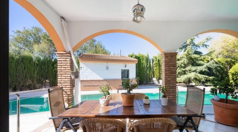 Granada - Baza - 780m2