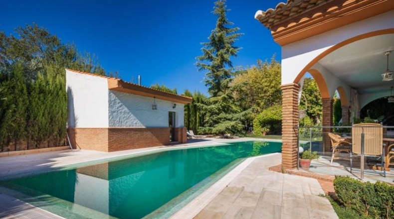 Granada - Baza - 780m2