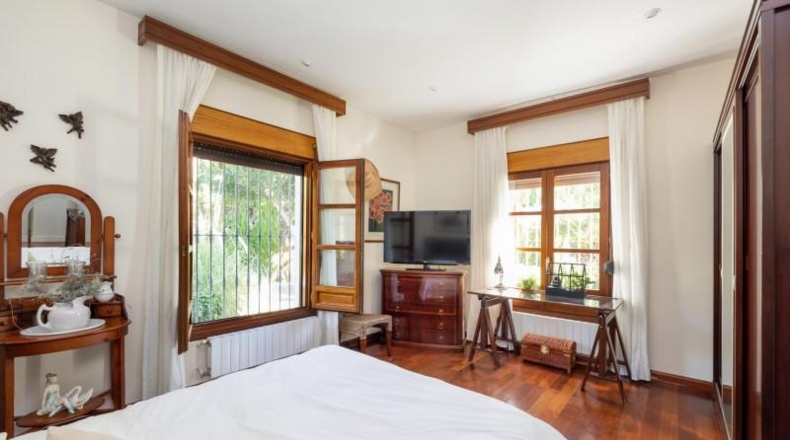 Granada - Baza - 780m2