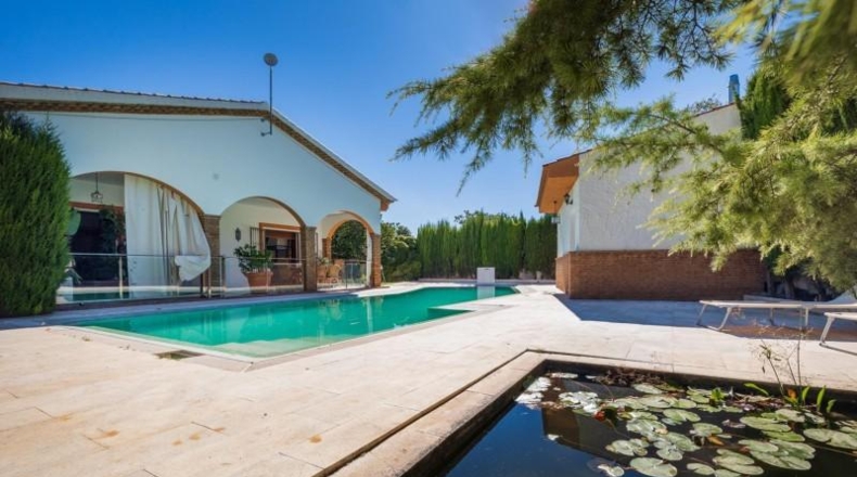 Granada - Baza - 780m2