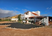Detached villa with land for sale on España, Puerto del Rosario, ref: TR379996 photo