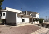 Chalet independiente con terreno en venta en la España, Aspe, ref: TR344964 foto