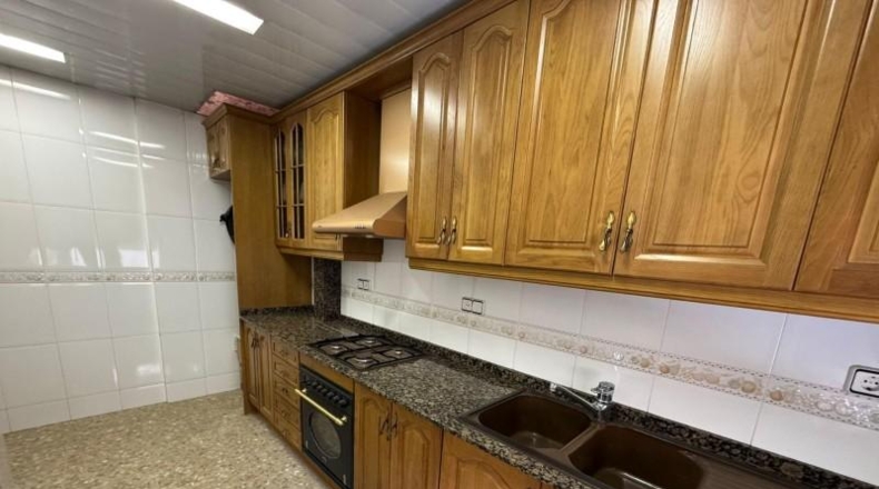 Barcelona - Cornellà de Llobregat - 291m2