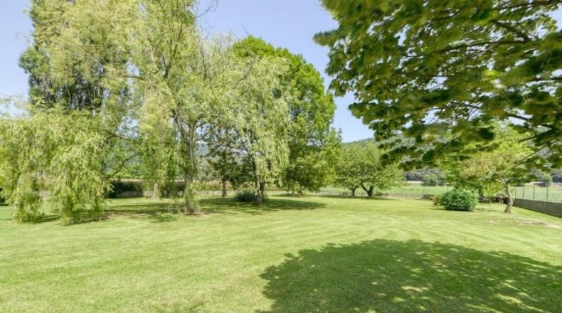 Gerona - Sant Esteve d'en Bas - 3000m2