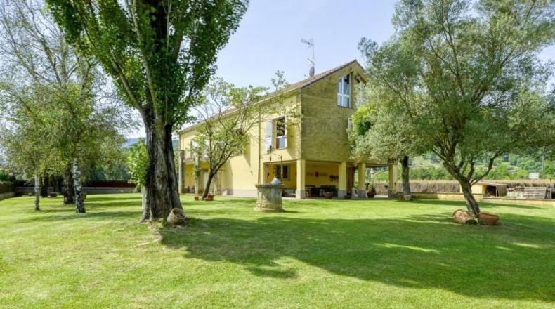 Gerona - Sant Esteve d'en Bas - 3000m2