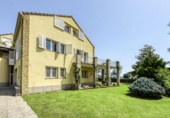 Chalet independiente con terreno en venta en la España, Sant Esteve d'en Bas, ref: TR173020 foto