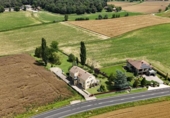 Chalet independiente con terreno en venta en la España, Sant Esteve d'en Bas, ref: TR173020 foto