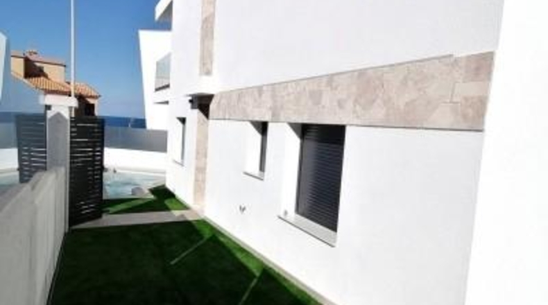 Alicante - Torrevieja - 227m2