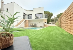 Roses 500&nbsp;m²