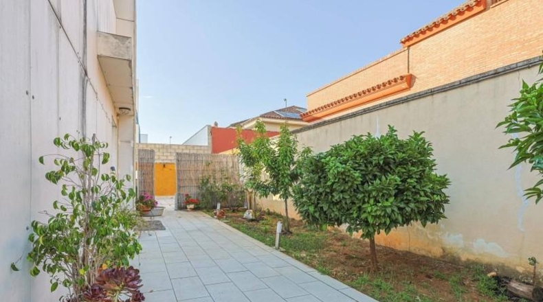 Sevilla - Dos Hermanas - 502m2