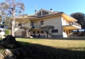 Chalet independiente con terreno en venta en la España, Sant Vicenç de Torelló, ref: TR218191 foto